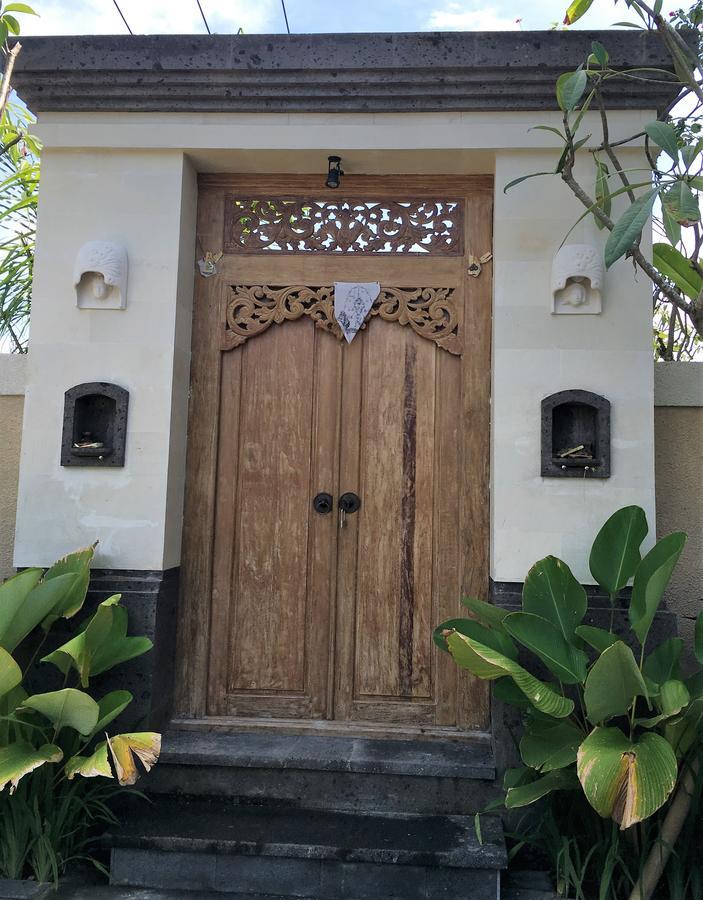 Indah Homestay Seminyak Dış mekan fotoğraf